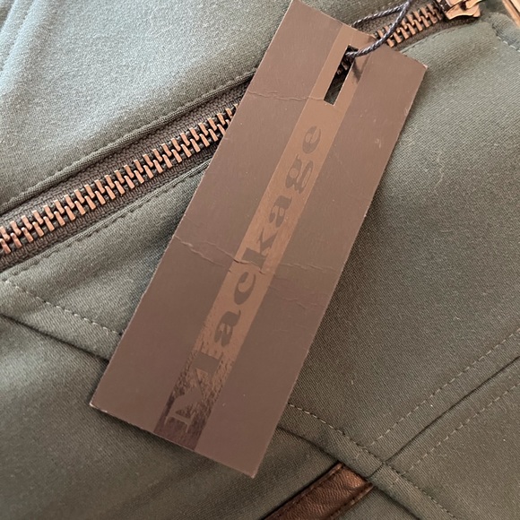 Mackage Pencil Skirt in Spruce NWT - Picture 7 of 9